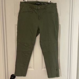 Army Green Jeans with Zipper Detail
